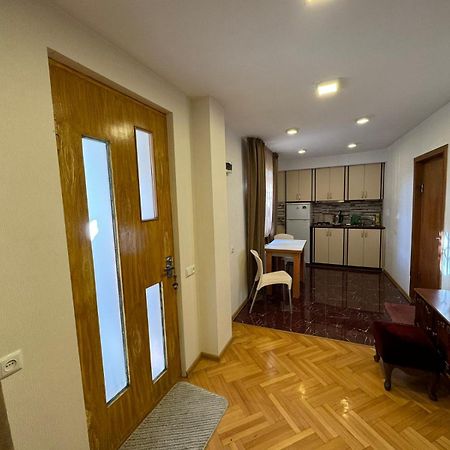 K&N Guesthouse Tbilisi Exterior foto